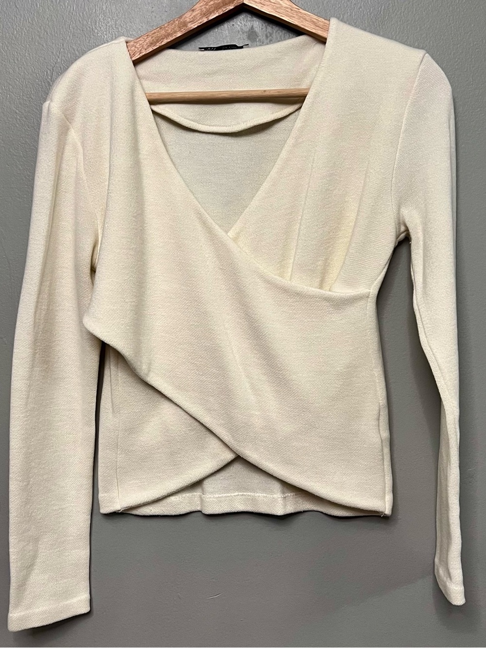 Zara Cream Asymmetrical Crossover Wrap Long Sleeve Knit Top Small Clean Girl